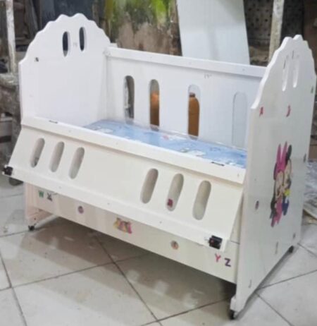 Special quality baby bed